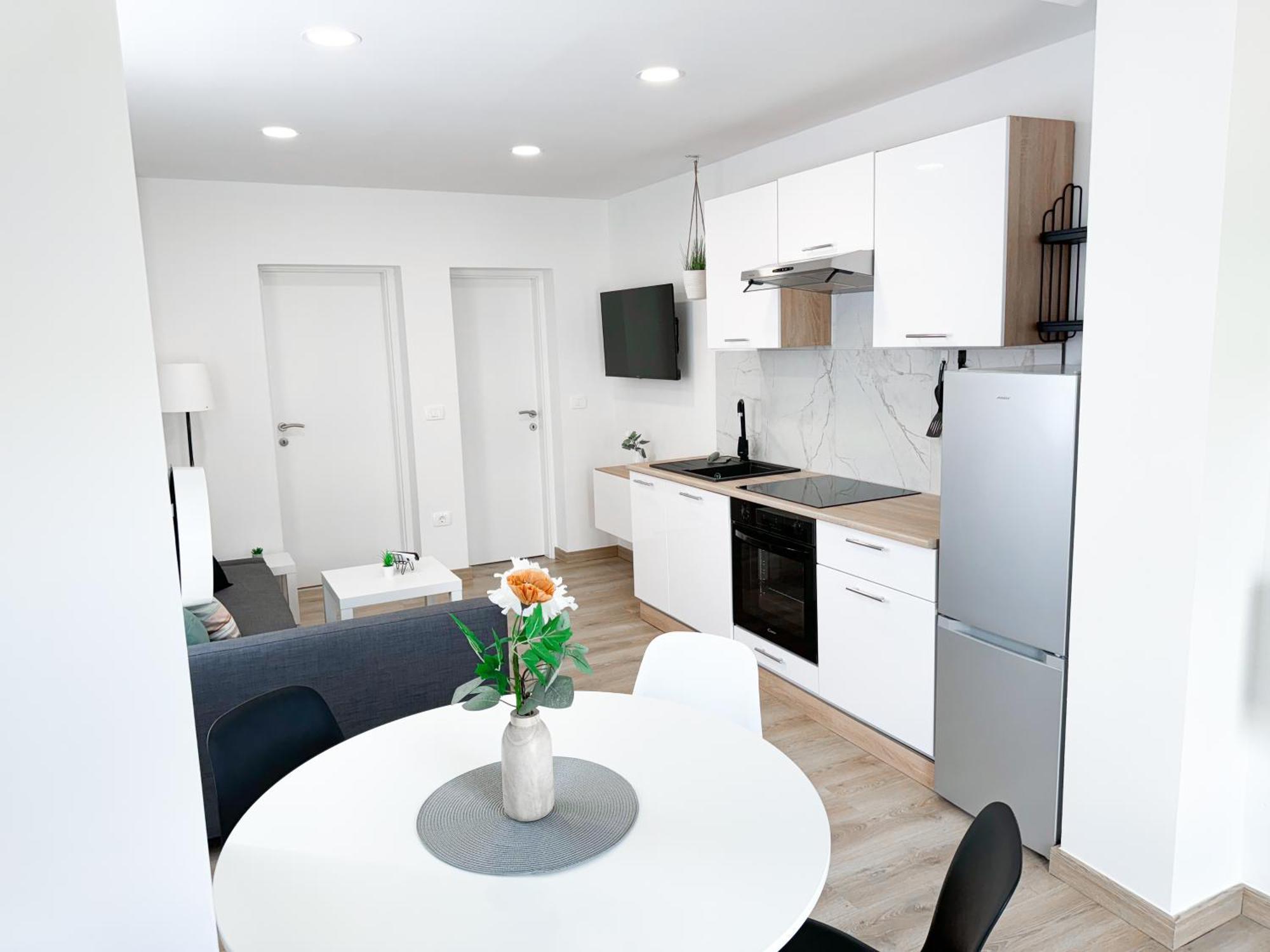 The Pinot'S Apartments Копер Экстерьер фото
